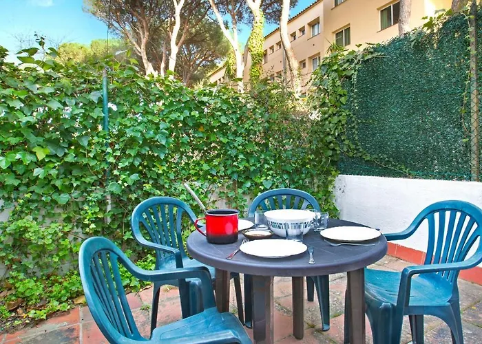 Pet friendly Geranis 4 Apartment Llafranc
