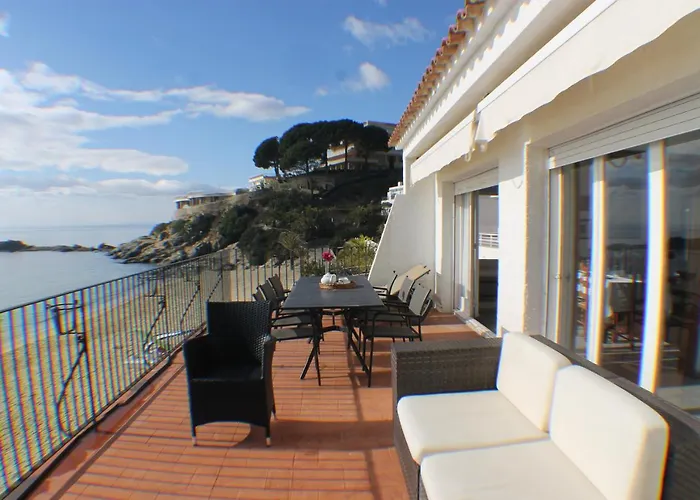Private Agi Gaviota Villa Roses
