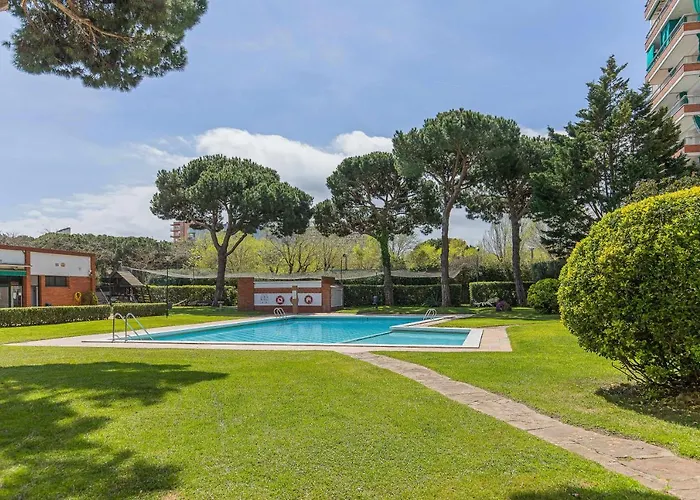 Rentalsbcn Apartamentos Corona Blanes