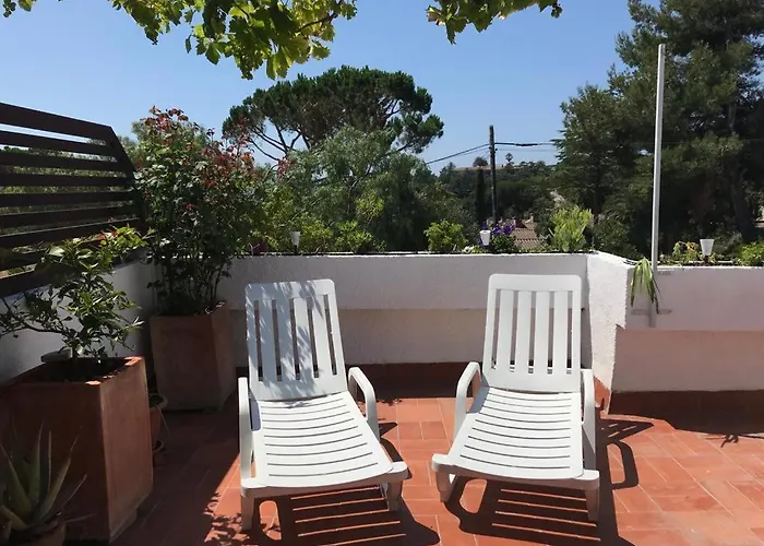 Villa Casita Blanca Con Fibra Optica Y Piscina Cominutaria à Tossa de Mar Privée