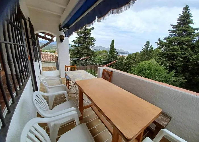 Carboneres 1 Villa Girona
