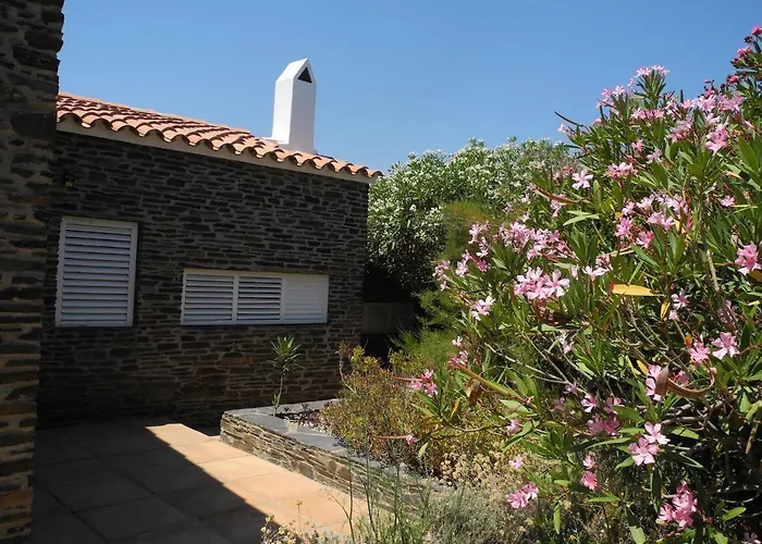 Tranquilos Estudios Cerca De La Playa Cadaqués