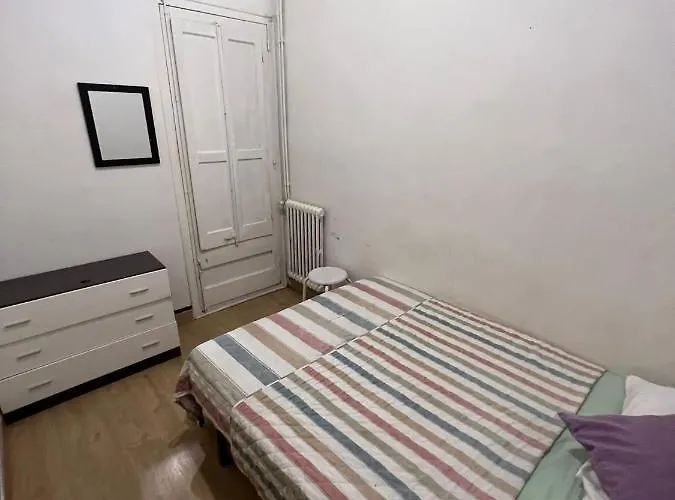 Haustierfreundliches Ferienwohnung Apartamento Completo Figueres 