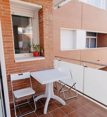 2 Bedroom Apartment Lloret De Mar Terrace & Pool