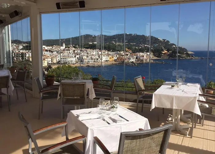 Calella De Palafrugell hotels near Sculpturepark Jardins de Cap Roig