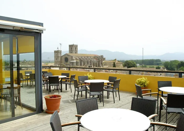 Hoteles en Castelló d'Empúries