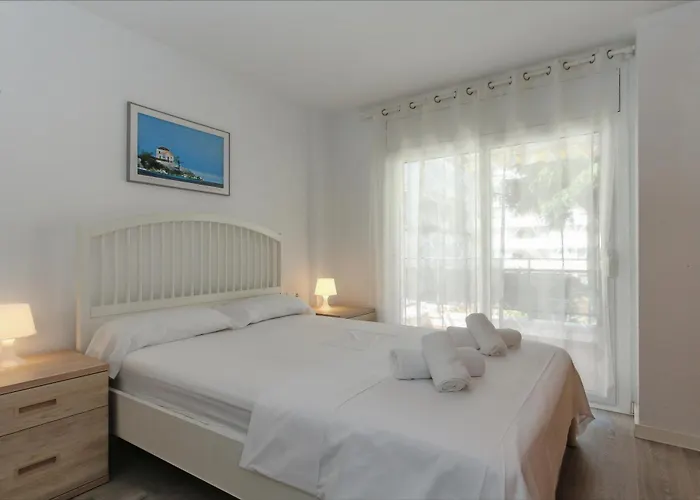 Pet friendly Apartment Alva Lloretholiday Lloret de Mar