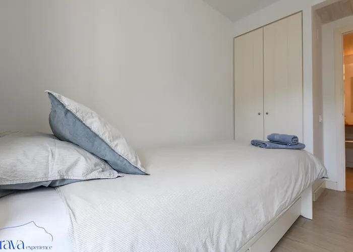 Boetiek Duplex Sa Tarongeta - 5' Playa I Vistas I Terraza 20M2 I Ascensor I Equipado I Brava Experience Appartement Cadaqués
