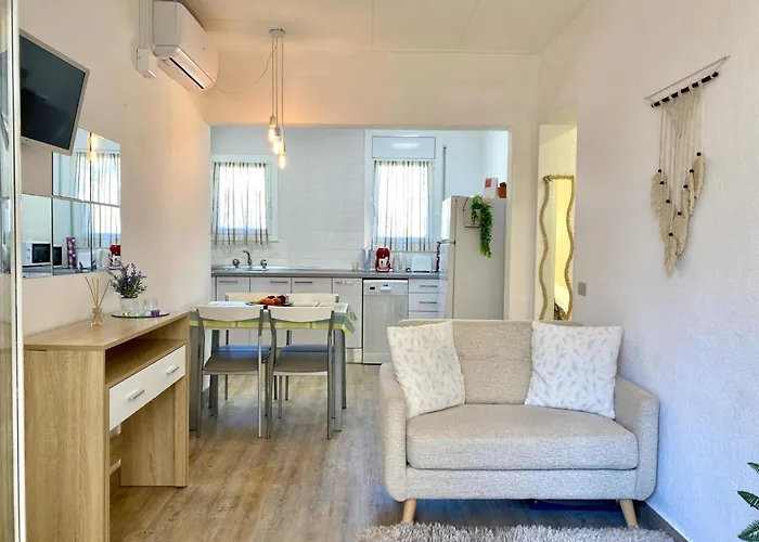 Apartment Aquarius By Interhome Tossa de Mar