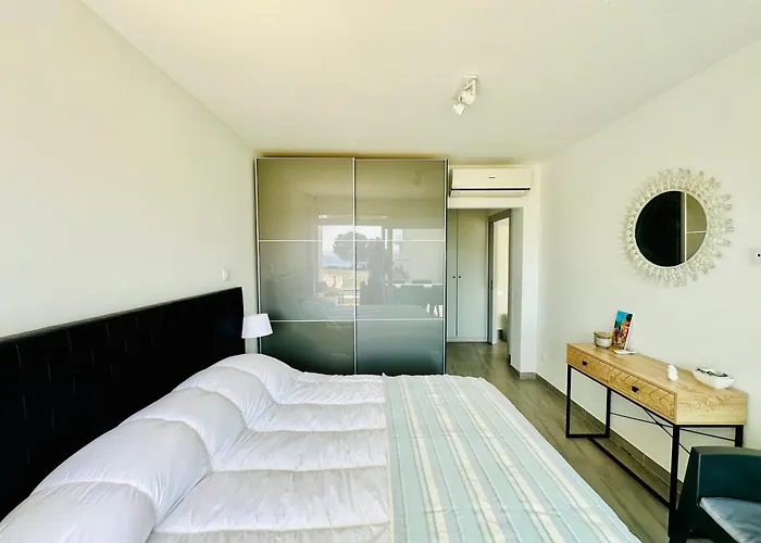 Pet friendly Global Immo 3327 Res Almadrava Apartment Roses
