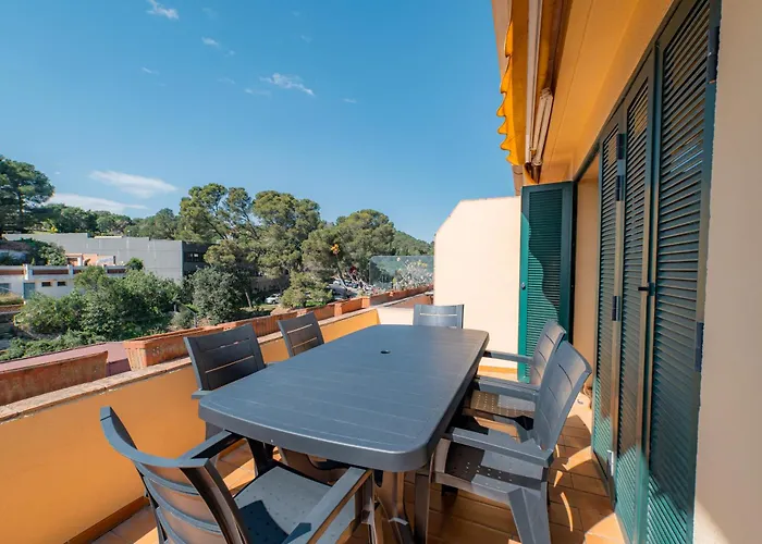 Pet friendly Tres Pins 2 Apartment Llafranc