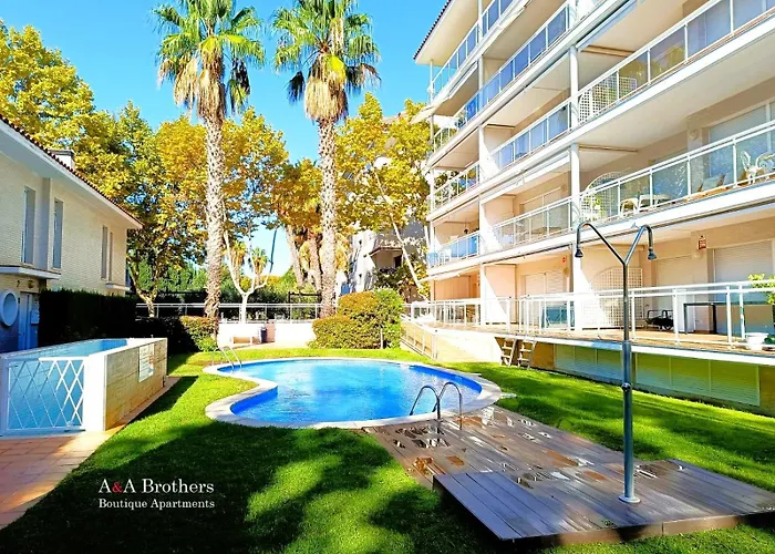 A&A Brothers -Boutique Suites Apartments- S'Agaró