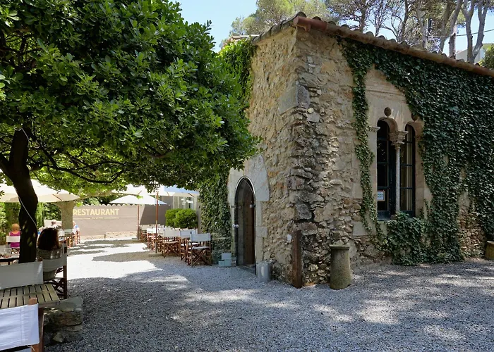 Begur Cheap Pet friendly Hotels