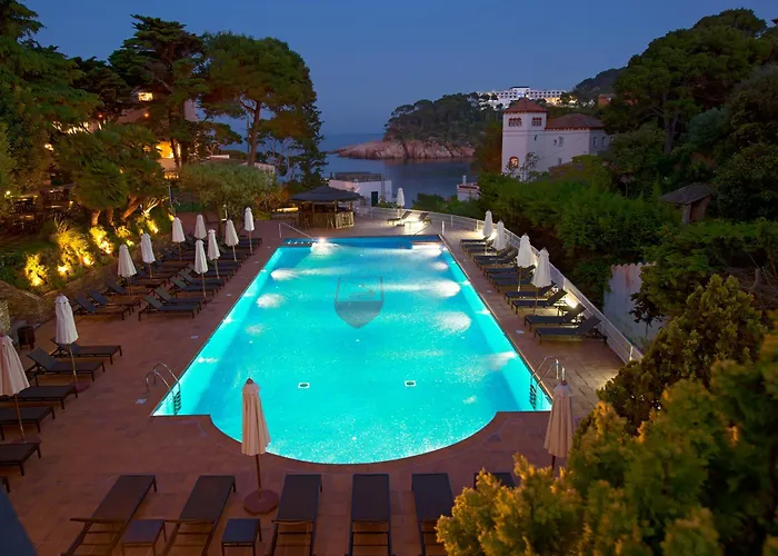 Begur hotels near Aigua Blava