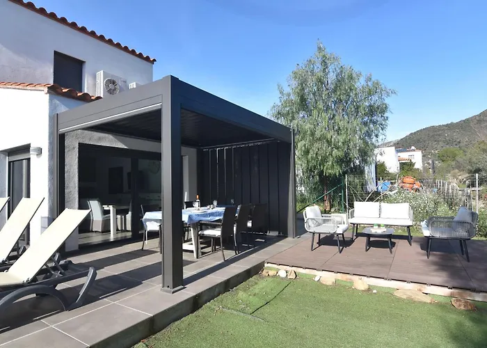 Vila Mas Busca 72 - Roses Costa Brava with Pool