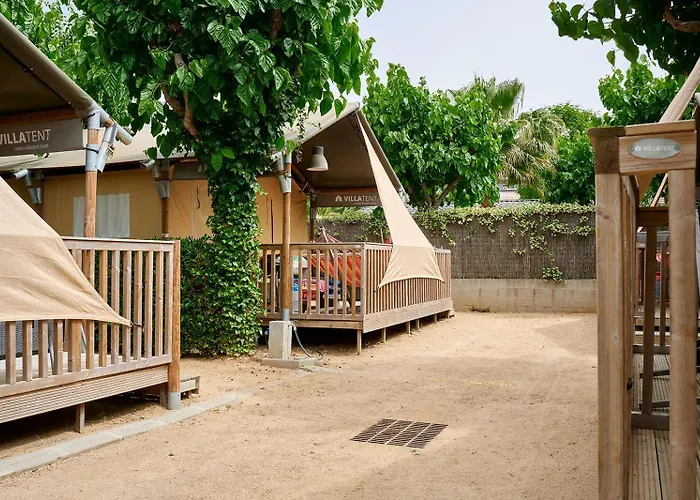 Hotel Glamping Blanes
