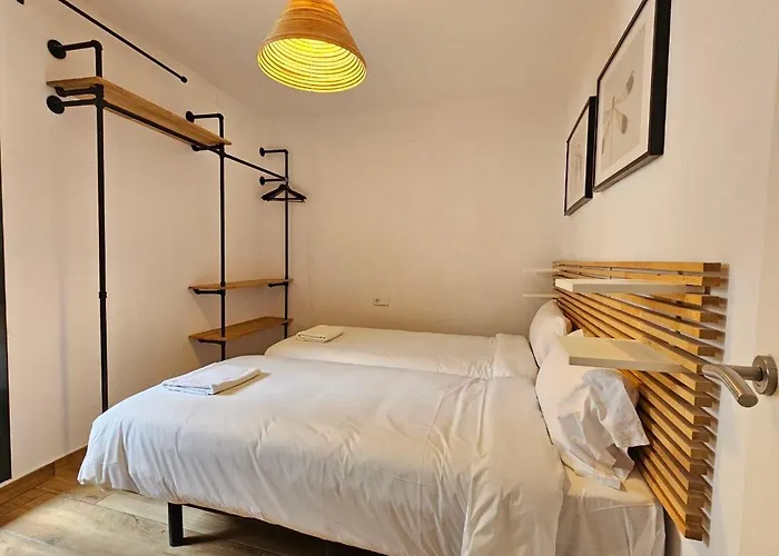 Apartments Sant Lluis Center, 2 Min Walk From The Sea Lloret de Mar