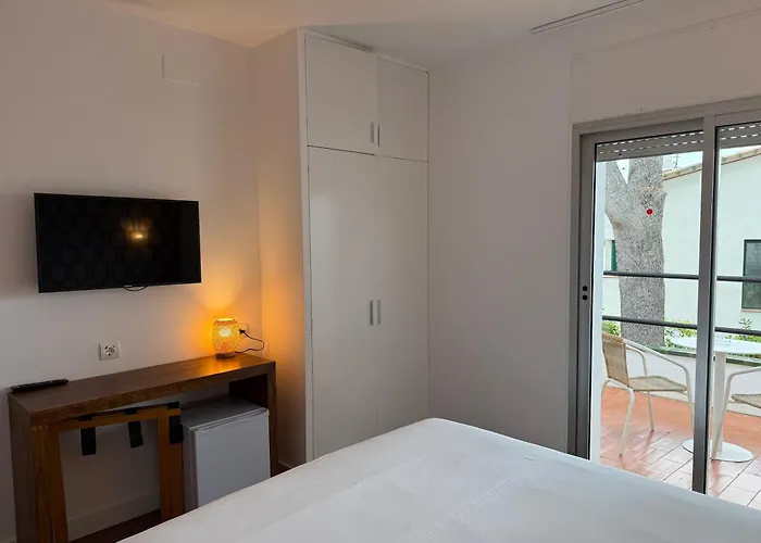 Hotel Cadaqués1962 by Fimedhotels