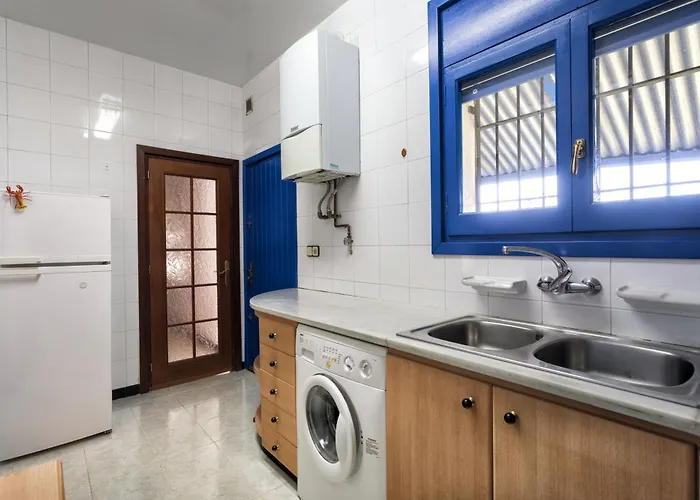 Lloret de Mar Dog Friendly Lodging and Hotels