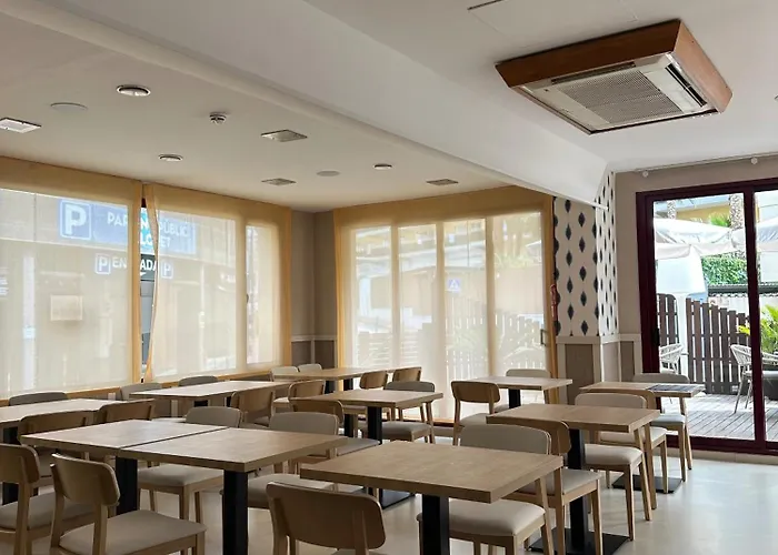 Hotel Acacias Suites&Spa Lloret de Mar