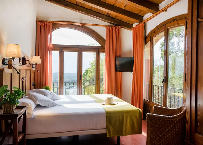 Hotels in Begur