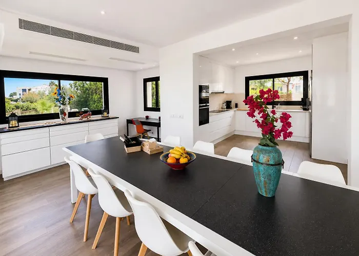 Villa Sophie Alt Standing, Frente Al Club Nautico Gerona