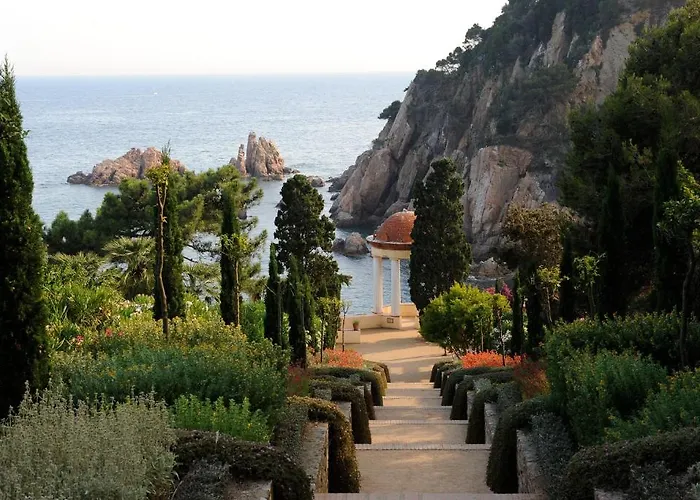 Aiguaneu Apartaments Center Blanes