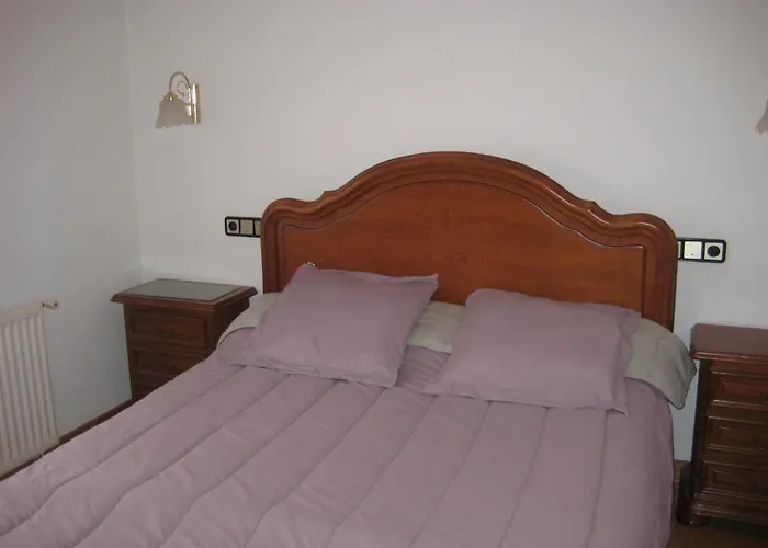 Almeria 3 Roses