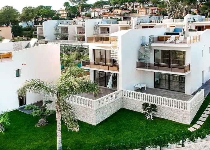 Calma - Holiday Villas Castell-Castell-Platja d'Aro