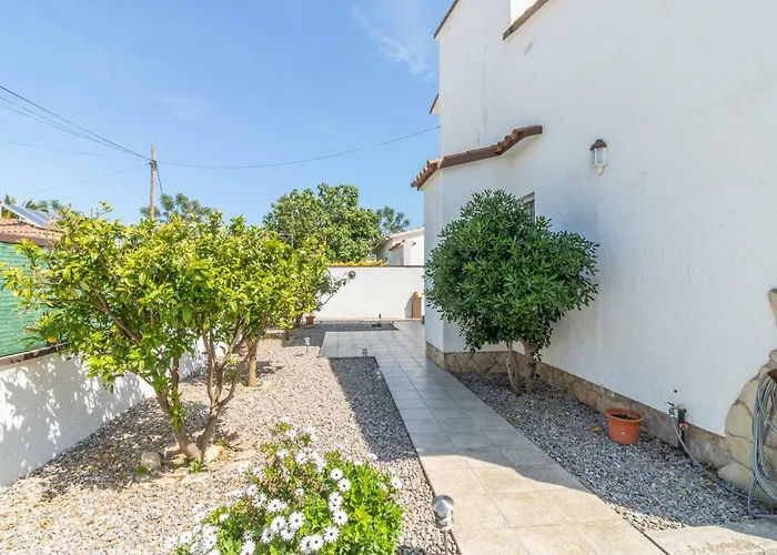 Goldhome - Montseny 11 - Private Heated Pool Empuriabrava