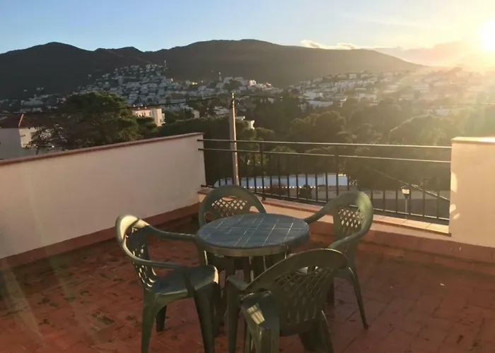 Espectaculares vistas al mar Ático y apart 3 habitaciones Llançà