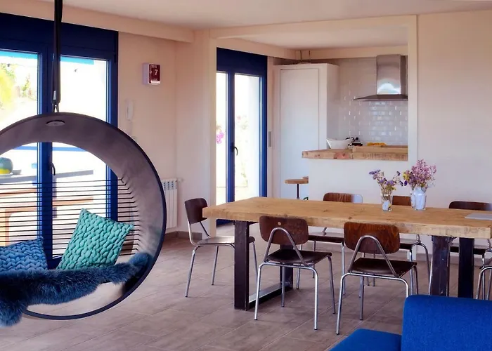 Villa Manuki Mas Vall-Llobrega